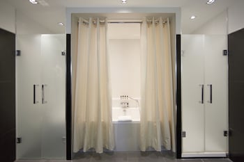 Suite Coquatrix Vue mer (1 lit double et 1 canapé-lit)