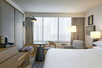 Club Room, 1 King Bed