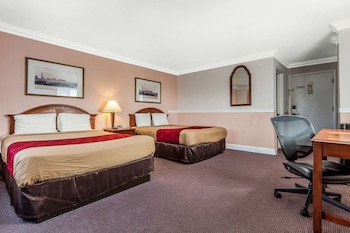 Standard Room, 2 Queen Beds, Non Smoking