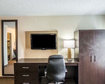 Standard Room, 2 Double Beds, Non Smoking