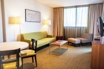 Suite, 1 King Bed, Balcony