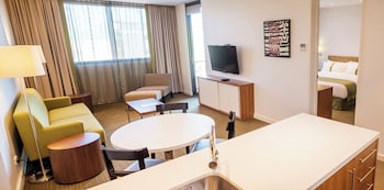 Suite, 1 King Bed, Balcony