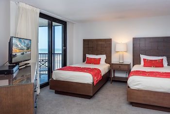Two Bedroom Condo BEACHFRONT