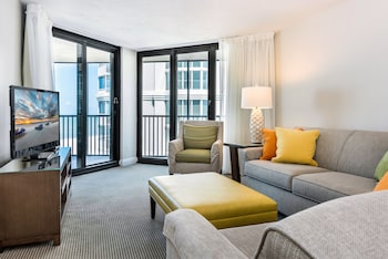 One Bedroom Condo Tropical View