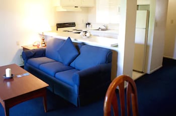 Executive Suite, 1 Queen Bed