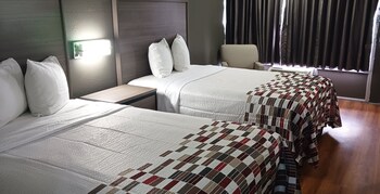 Standard Room, 2 Double Beds, Smoking
