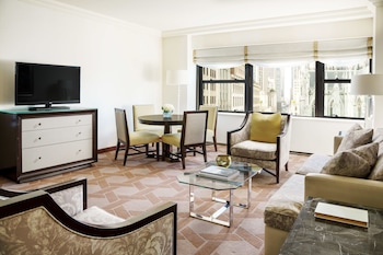 Suite, 1 Bedroom (Palace, King)