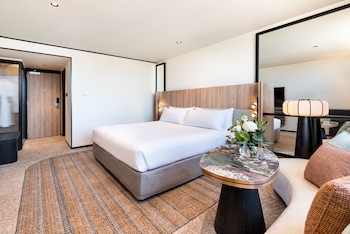 Premier Riverview King