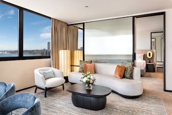 Premier River View Suite