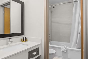 Standard Room, 2 Queen Beds, Non Smoking, Kitchenette (No Pets in room type)