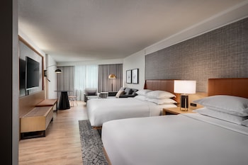 Club Studio, Multiple Beds