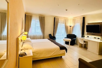 Junior Suite (with Sofabed)