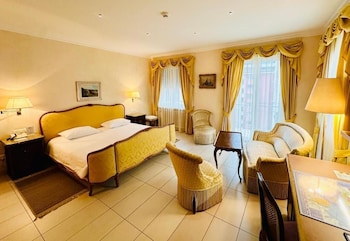 Junior Suite (with Sofabed)