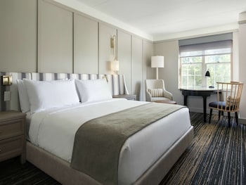 Room, 1 King Bed, Accessible (Hearing)