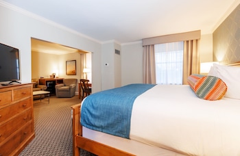 Country King Room with Sofa Bed