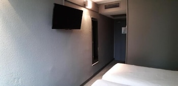 Standard Room, 2 Twin Beds