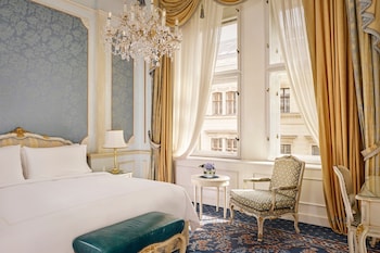 Classic Room, 1 King Bed