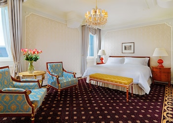 Deluxe Room, 1 King Bed