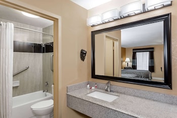 Room, 2 Queen Beds, Non Smoking