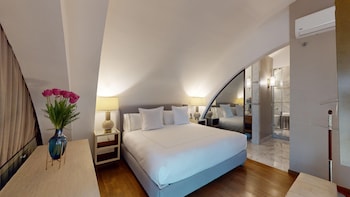 Premium Loft