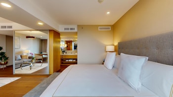 Junior Superior Suite