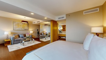 Junior Superior Suite