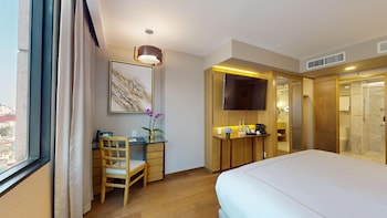 Deluxe Superior Room, 1 King Bed