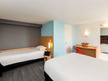 Standard Room, 2 Twin Beds