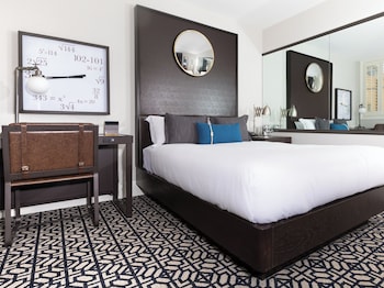 Deluxe Room, 1 Queen Bed