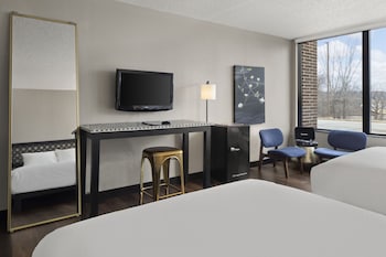 Standard Room, 2 Queen Beds, Non Smoking