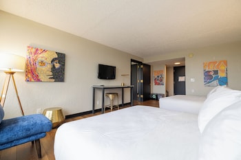 Suite, Multiple Beds, Non Smoking