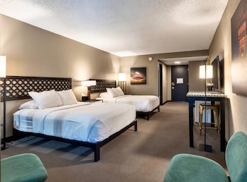 Standard Room, 2 Queen Beds, Non Smoking