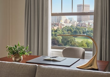 Classic Suite, 1 Bedroom, Park View