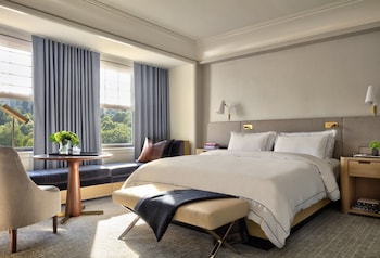 Classic Suite, Park View, Corner