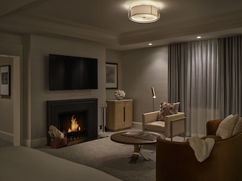 Presidential Suite (Mansion)