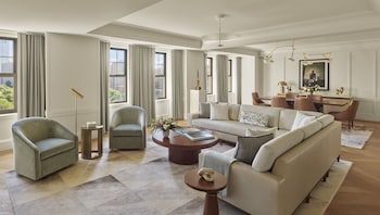 Presidential Suite (Mansion)