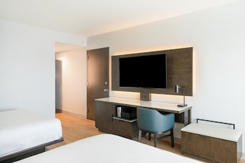 Room, 2 Queen Beds