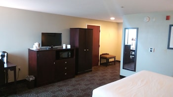 Standard Room, 1 King Bed, Accessible (Mobility Accessible)