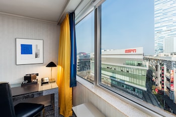 Superior Room, 1 King Bed