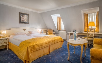 Classic Double Room