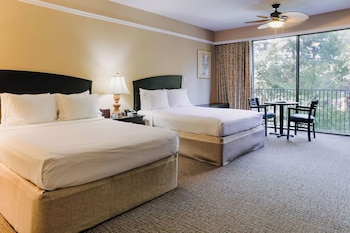 Deluxe Room, 2 Queen Beds