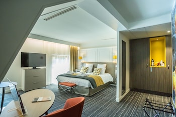 Privilege, Junior Double Room, 1 Double Bed with Sofa bed