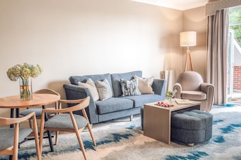 Signature Suite