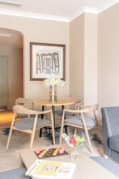 Signature Suite