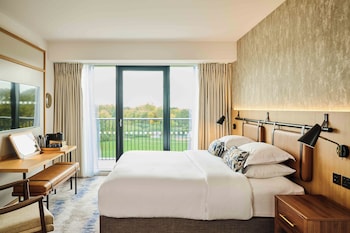 Brabazon House Suite