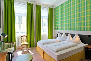 Deluxe Double Room (Salon)