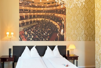 Deluxe Double Room (Salon)