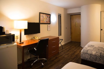 Standard Room, 2 Double Beds, Non Smoking