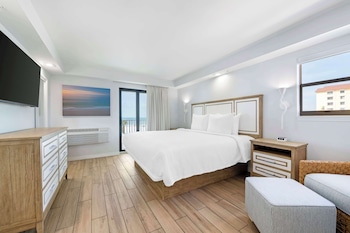 Suite, Multiple Beds, Non Smoking, Balcony (with Sofabed;Gulf View)