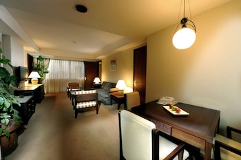 Junior Suite, 1 King Bed